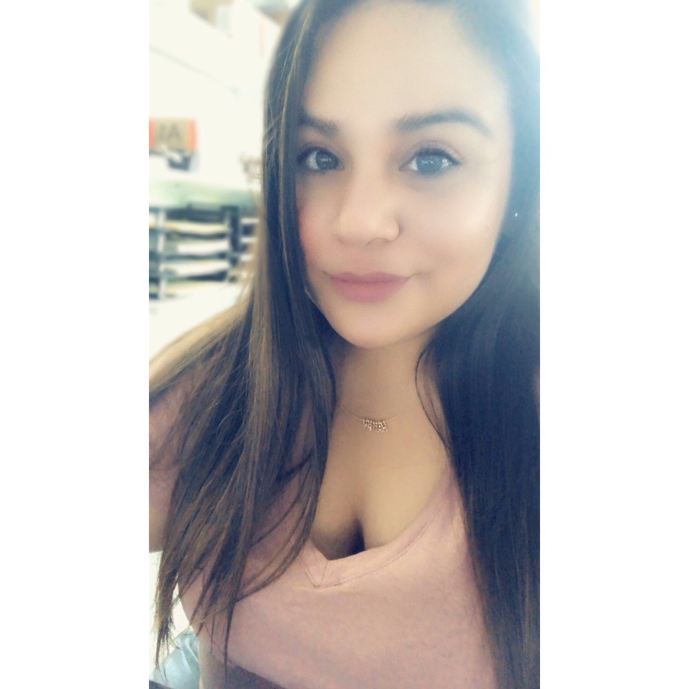 Meet your Posher, Vero